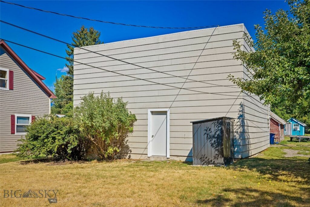 520 N Black Street N, Bozeman MT 59715