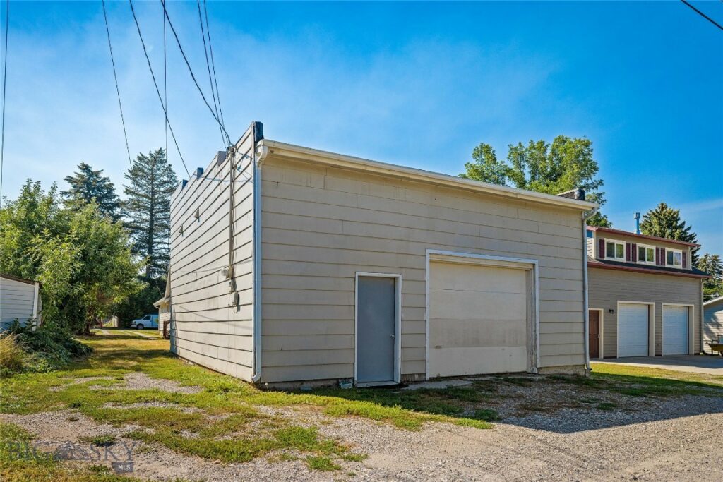 520 N Black Street N, Bozeman MT 59715
