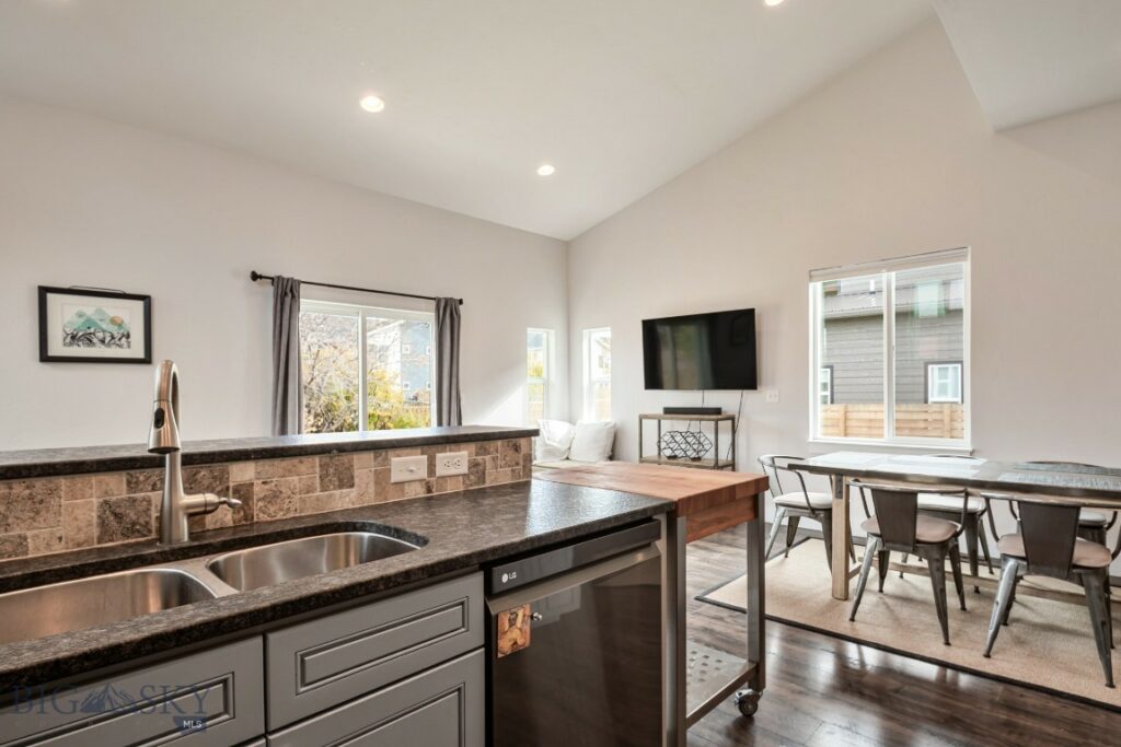 520 Valley Drive, Bozeman MT 59718