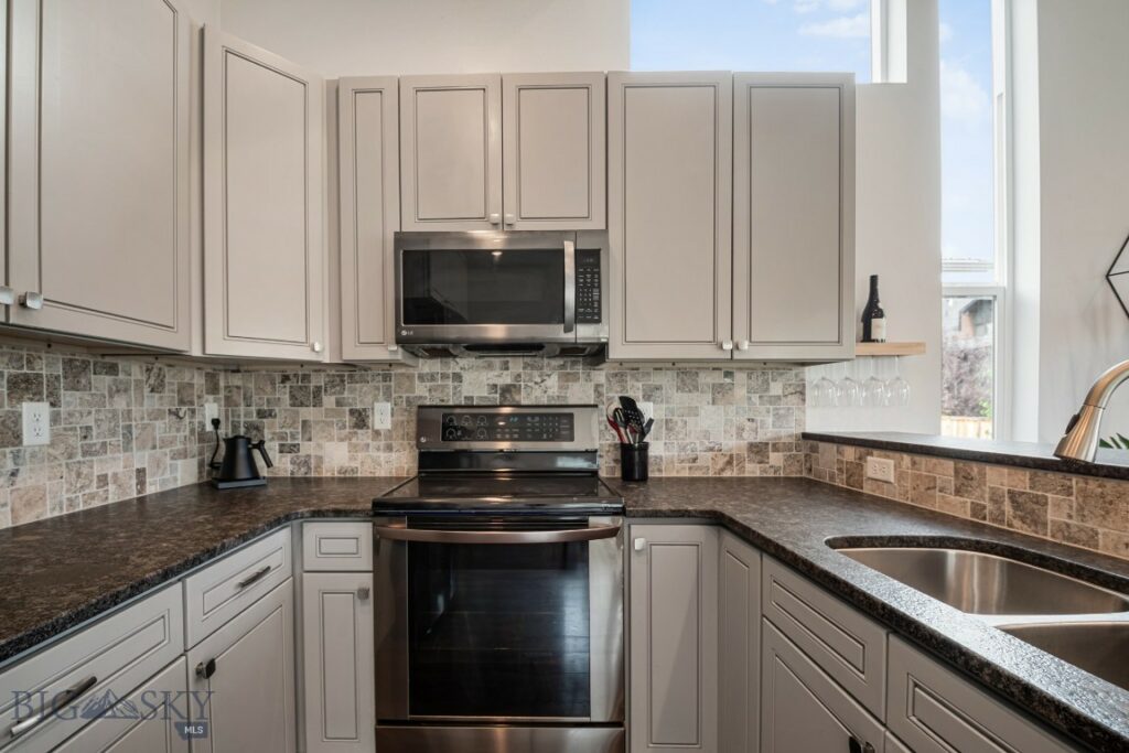 520 Valley Drive, Bozeman MT 59718