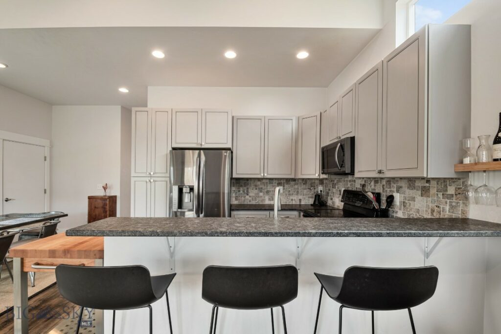 520 Valley Drive, Bozeman MT 59718