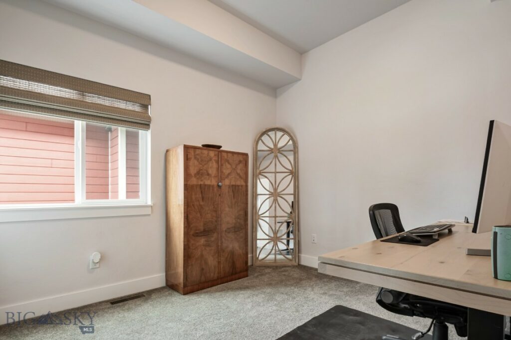 520 Valley Drive, Bozeman MT 59718