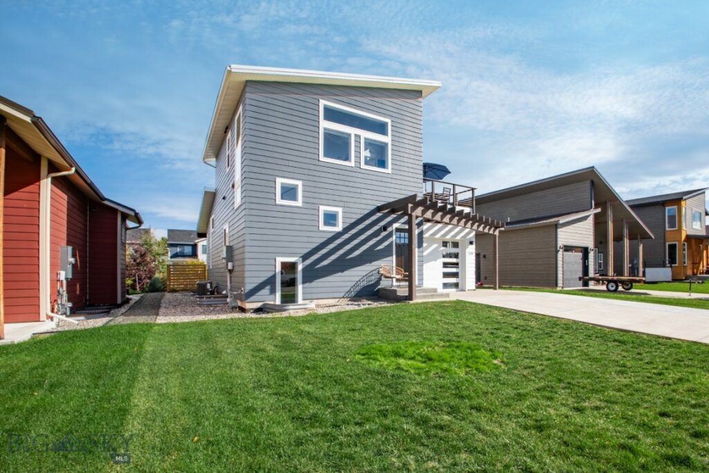 520 Valley Drive, Bozeman MT 59718