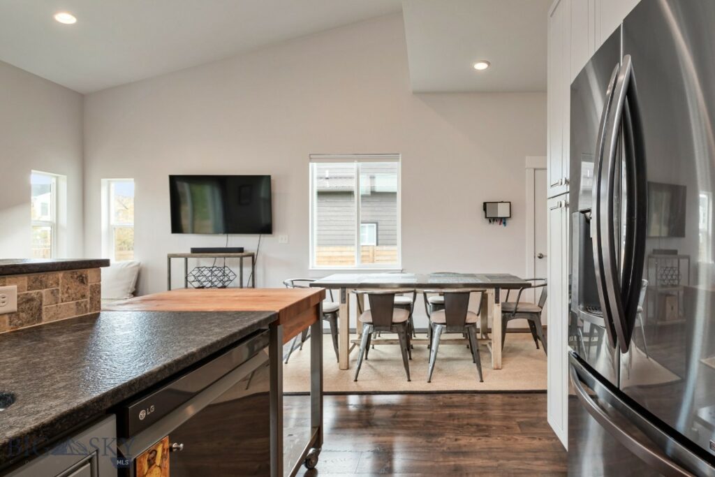 520 Valley Drive, Bozeman MT 59718