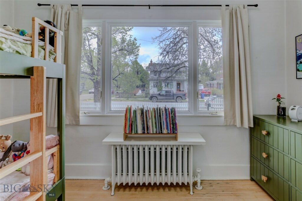 523 W Lewis, Livingston MT 59047