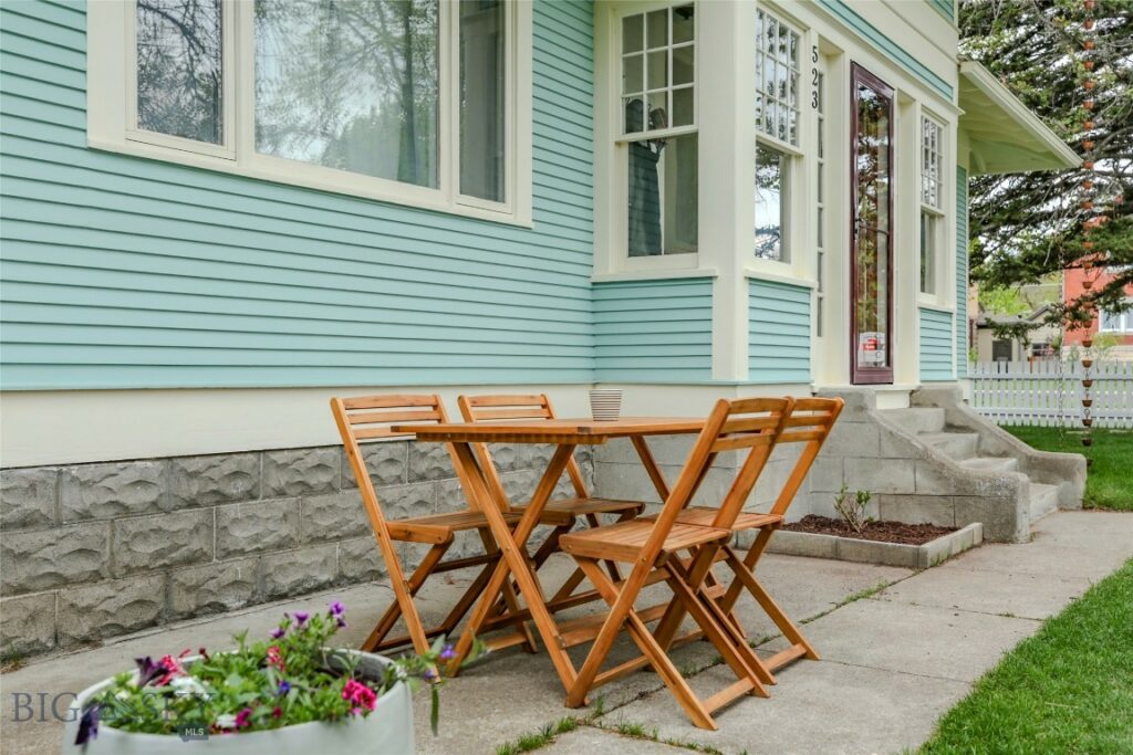 523 W Lewis, Livingston MT 59047
