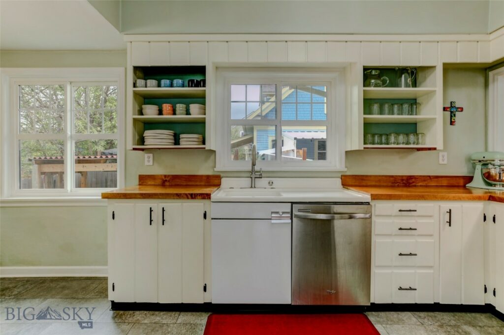 523 W Lewis, Livingston MT 59047