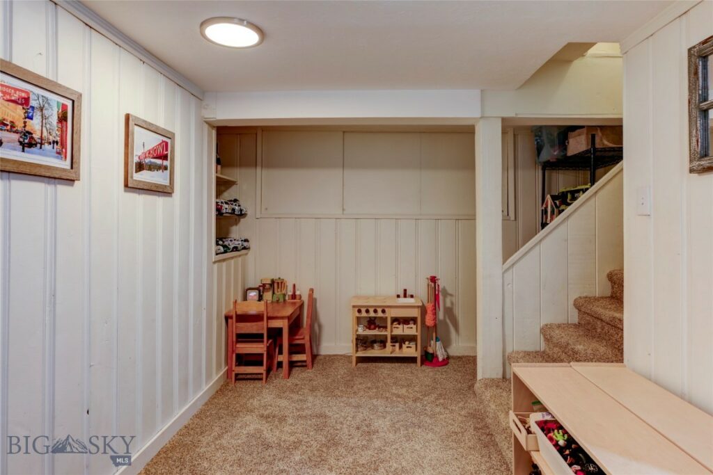 523 W Lewis, Livingston MT 59047