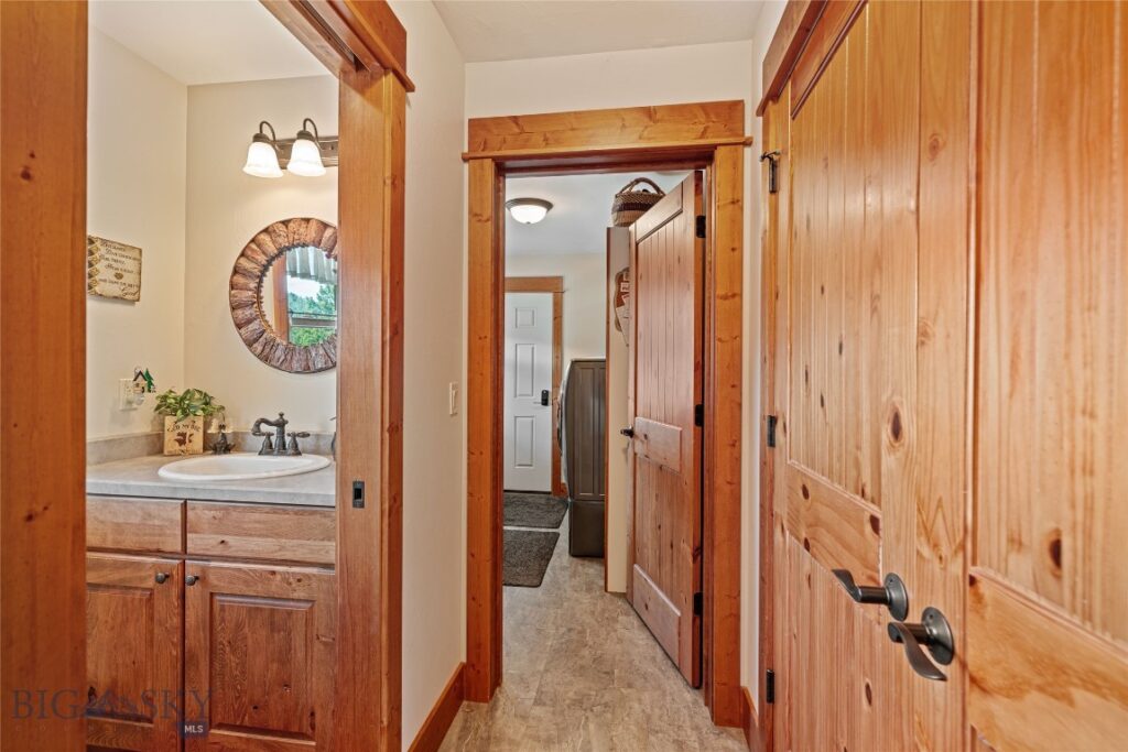 525 Colt Road, Bozeman MT 59715