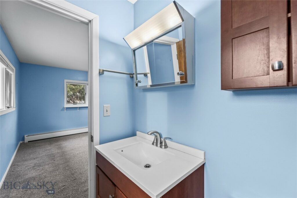 526 N 10th, Bozeman MT 59715