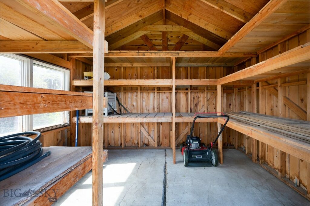527 N 8th Street, Livingston MT 59047