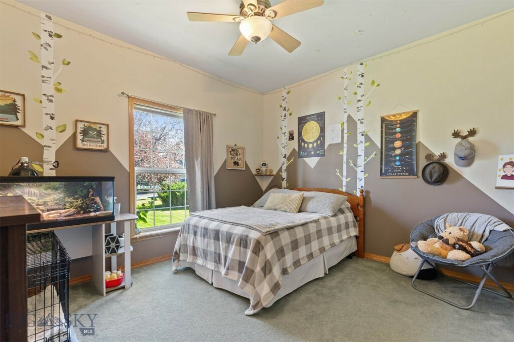 53 Walking Horse Way, Belgrade MT 59714