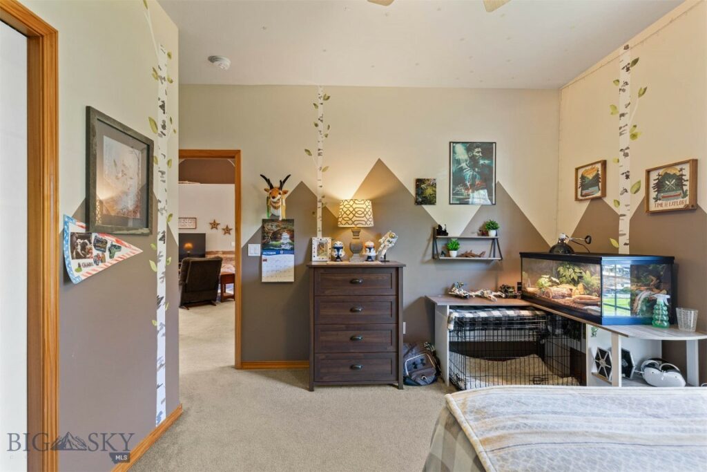 53 Walking Horse Way, Belgrade MT 59714