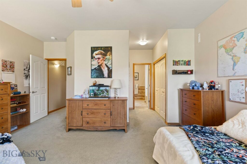 53 Walking Horse Way, Belgrade MT 59714