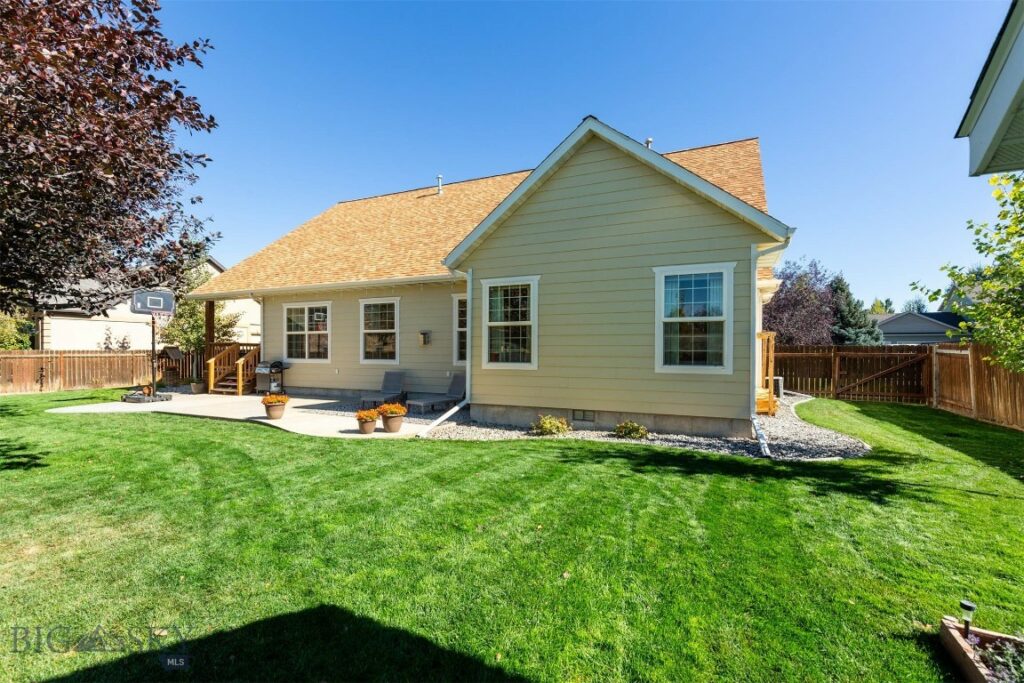 53 Walking Horse Way, Belgrade MT 59714