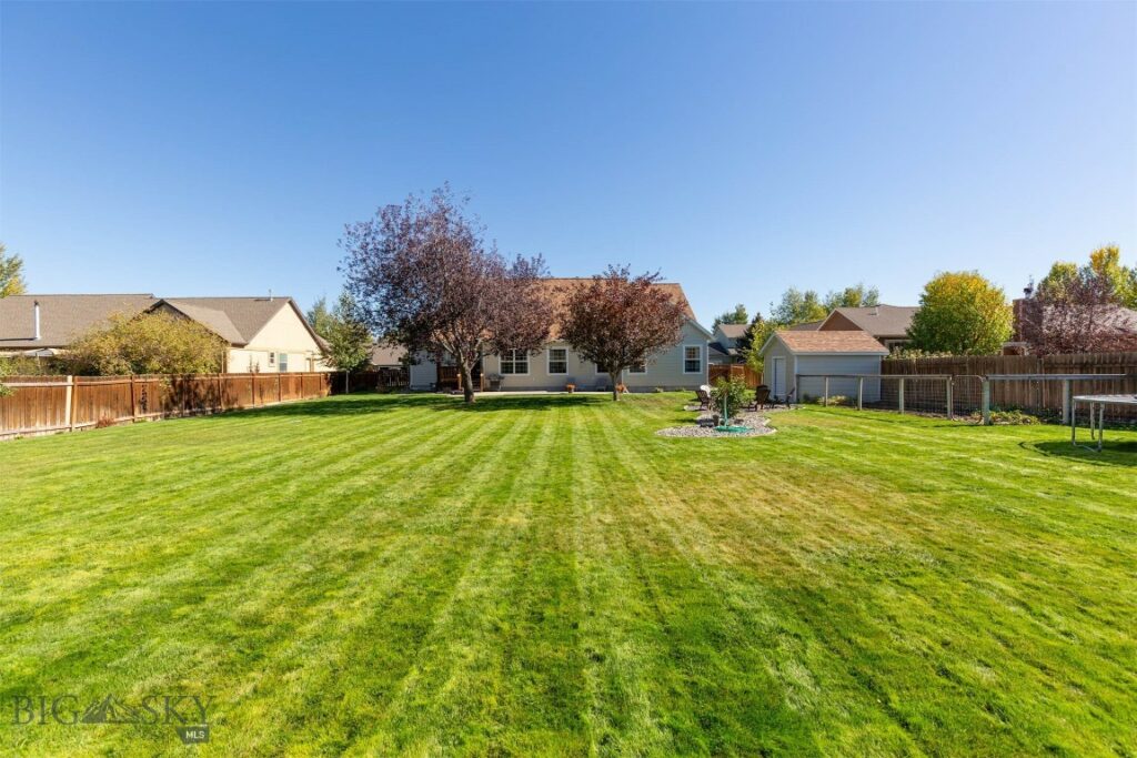53 Walking Horse Way, Belgrade MT 59714