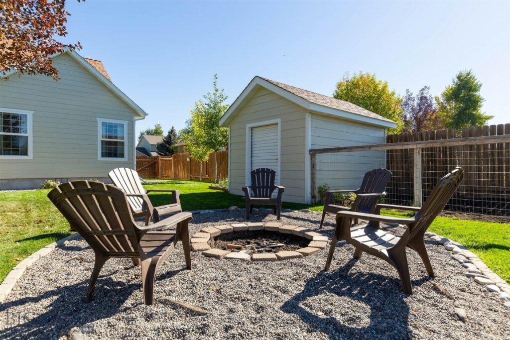 53 Walking Horse Way, Belgrade MT 59714