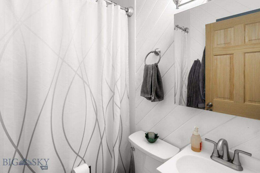 531 N Main Street, Livingston MT 59047