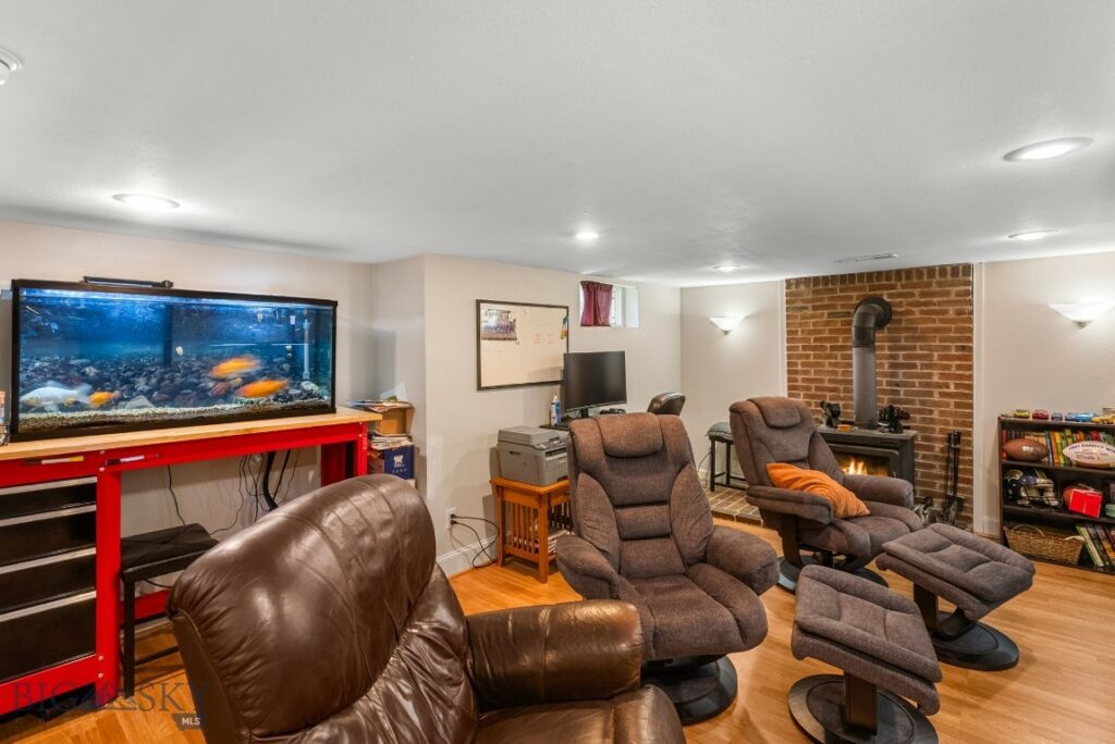 531 N Main Street, Livingston MT 59047