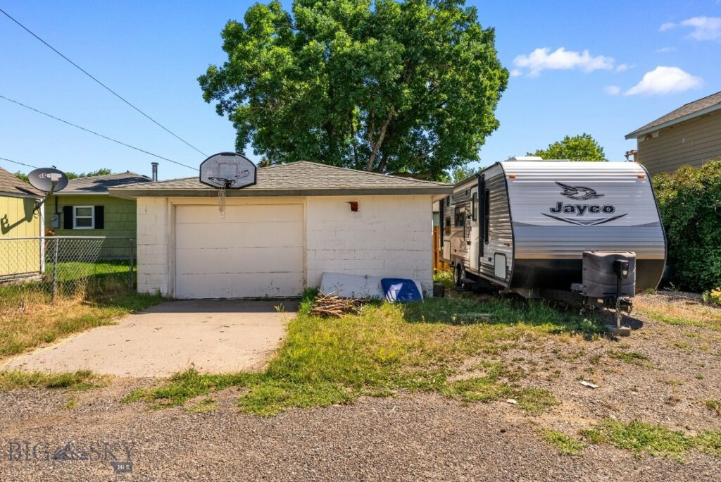 531 N Main Street, Livingston MT 59047