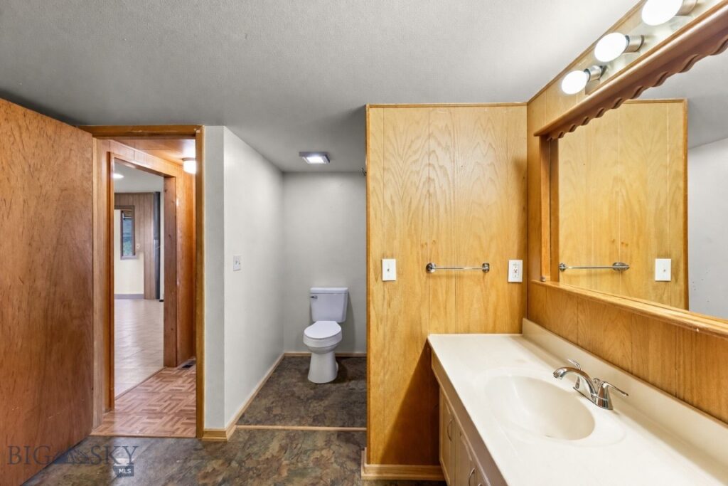 5321 E Gallatin, Belgrade MT 59714