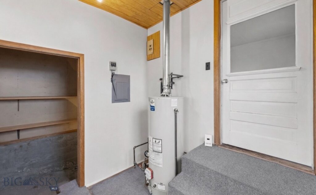 5321 E Gallatin, Belgrade MT 59714