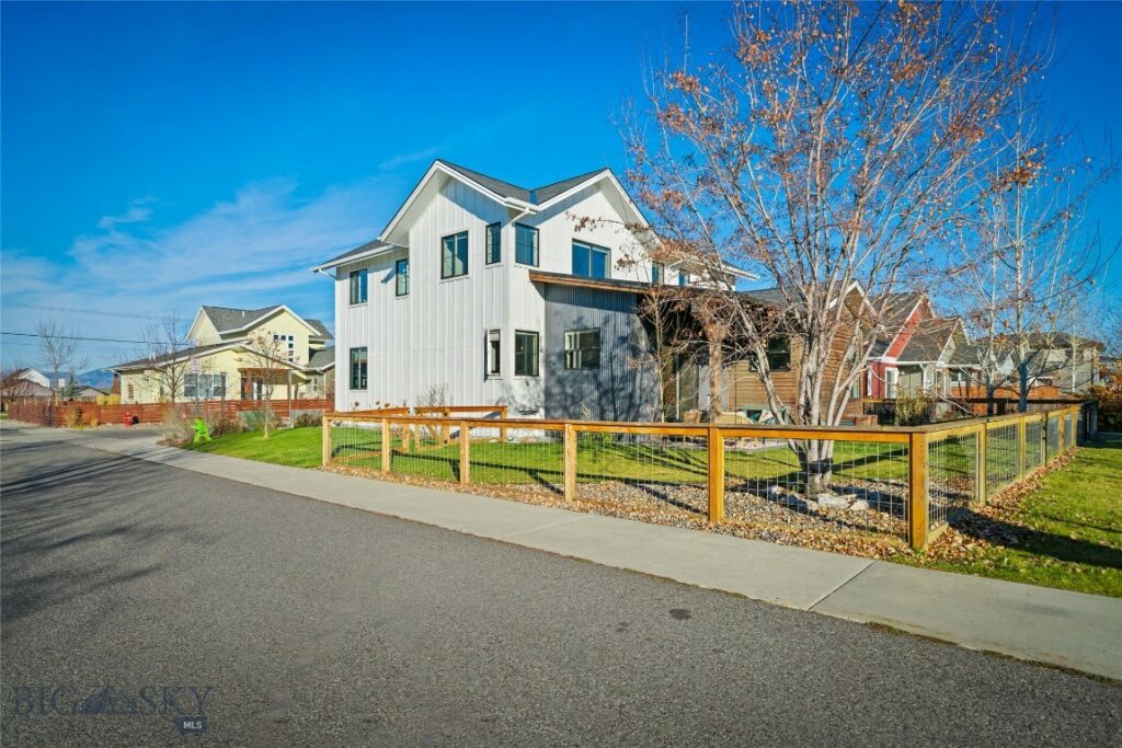 5392 Delft Way, Bozeman MT 59718