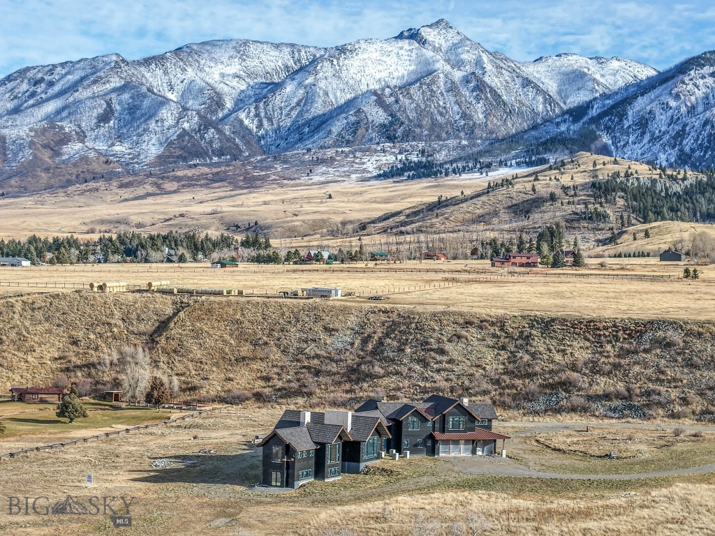 54 Rocky Hollow Trail, Livingston MT 59047