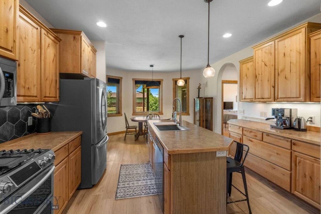 540 Coral Drive, Belgrade MT 59714