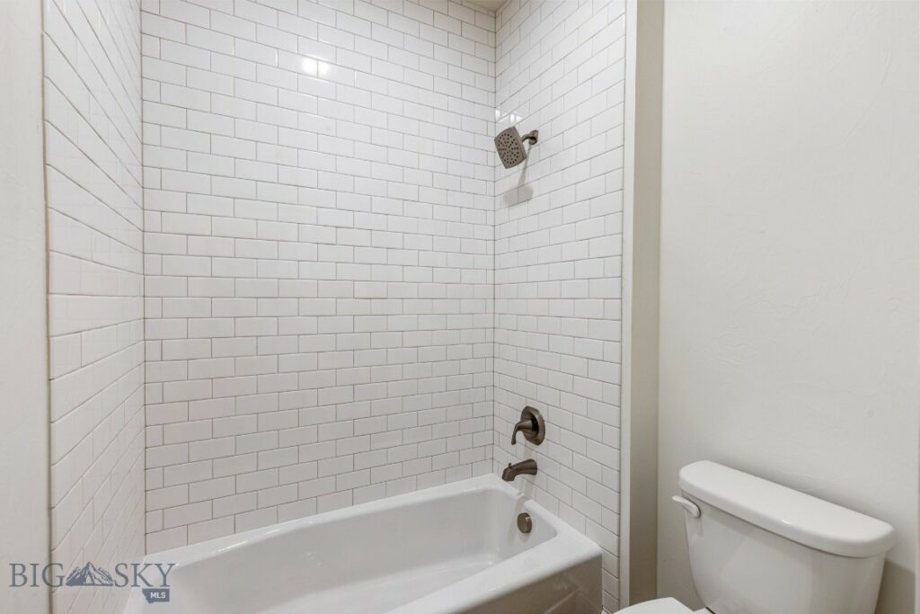 5442 Annie St, Bozeman MT 59718