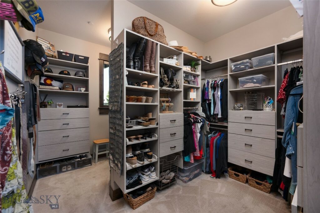 546 Naya Nuki Drive, Bozeman MT 59715