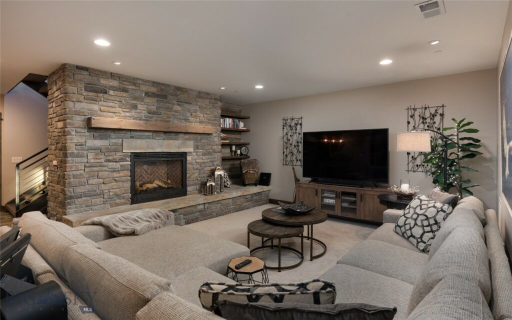 546 Naya Nuki Drive, Bozeman MT 59715