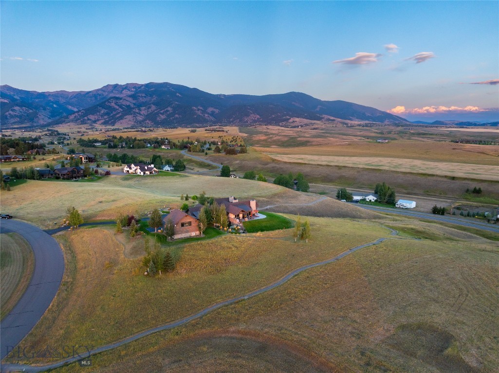 546 Naya Nuki Drive, Bozeman MT 59715