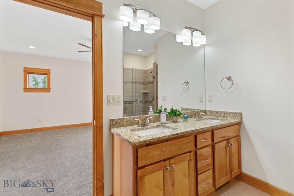 5467 Glenkirk, Bozeman MT 59718