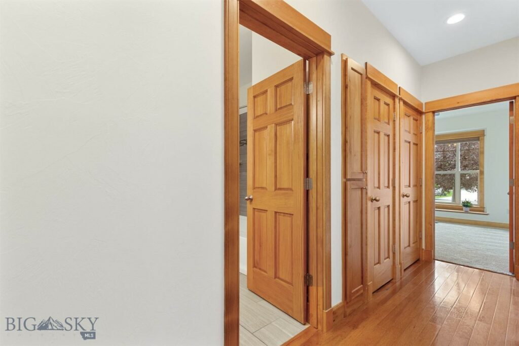 5467 Glenkirk, Bozeman MT 59718