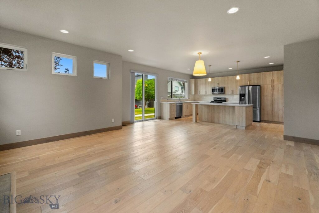 5497 Vermeer Lane, Bozeman MT 59178