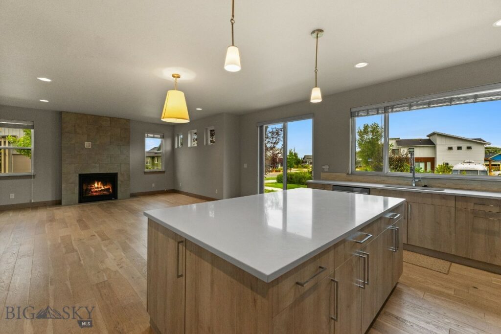 5497 Vermeer Lane, Bozeman MT 59178