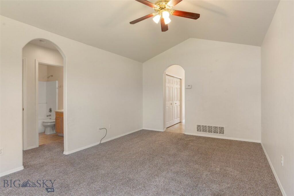 550 Green Tree, Belgrade MT 59714