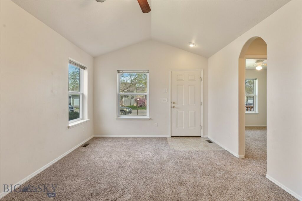 550 Green Tree, Belgrade MT 59714