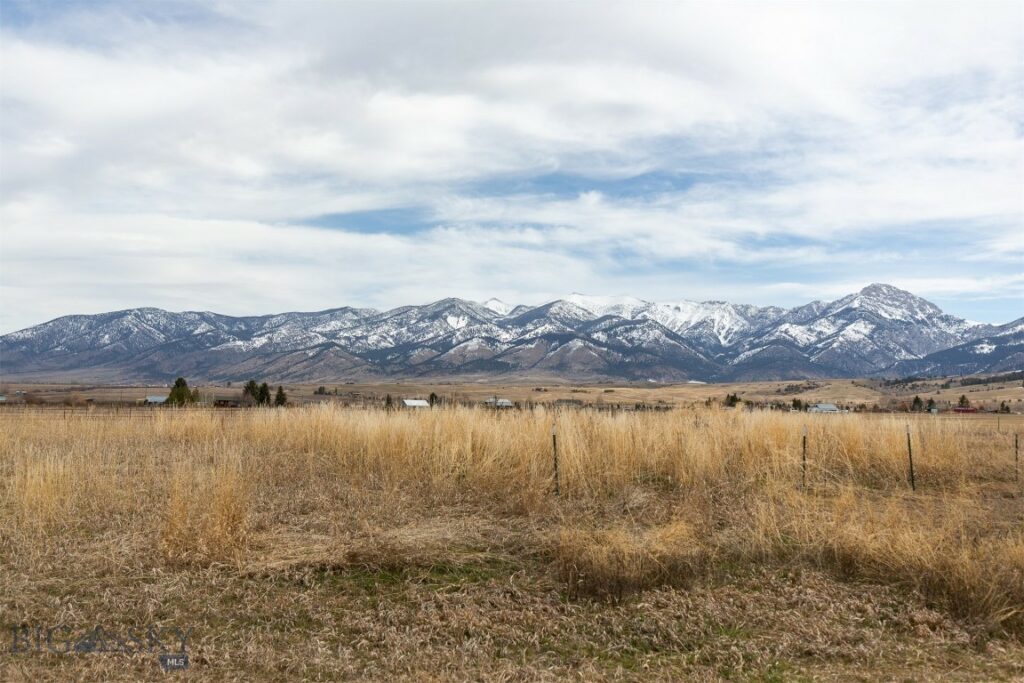 5546 Foster Lane, Belgrade MT 59714