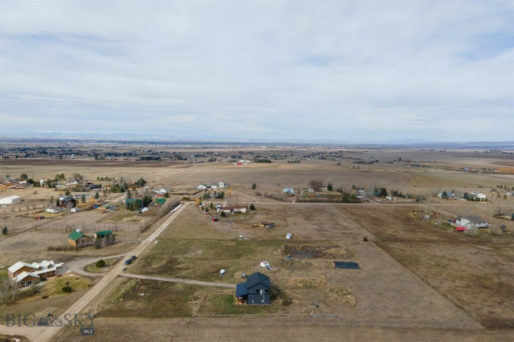 5546 Foster Lane, Belgrade MT 59714