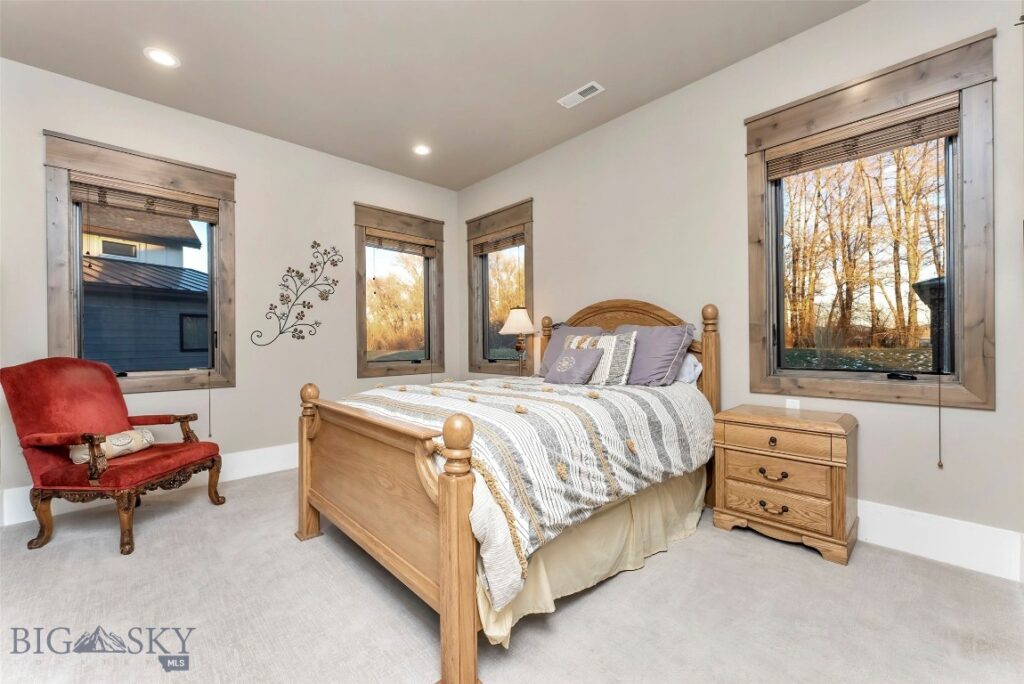 555 Glory Lane, Bozeman MT 59715