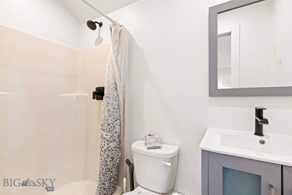 557 St Andrews, Bozeman MT 59715
