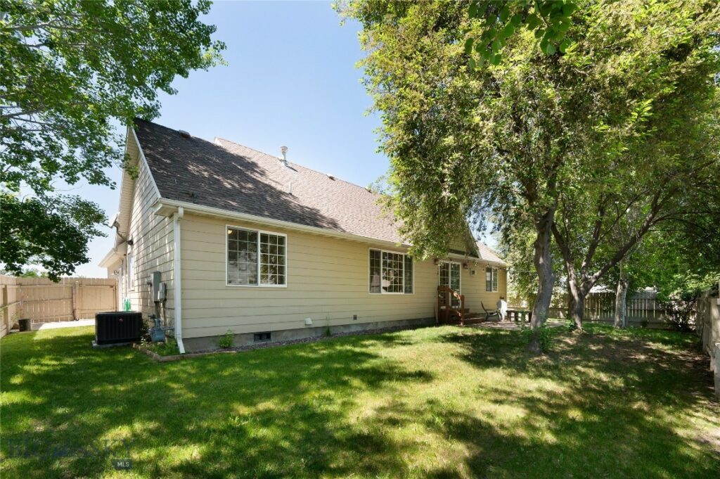 56 Green Belt Drive, Belgrade MT 59714