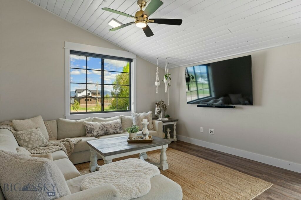 5667 Staffanson Road, Bozeman MT 59718