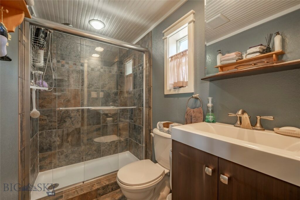 57 Outlaw Hill, Livingston MT 59047