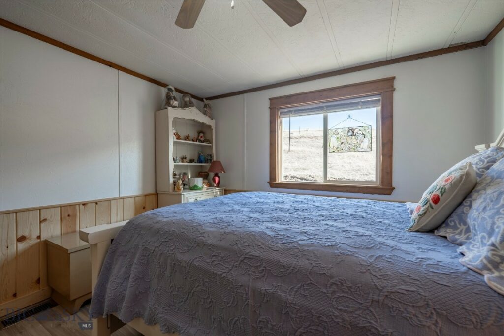 57 Outlaw Hill, Livingston MT 59047