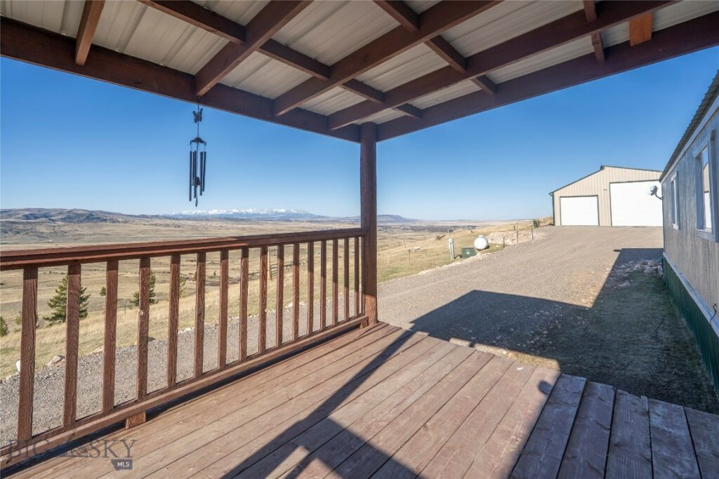 57 Outlaw Hill, Livingston MT 59047
