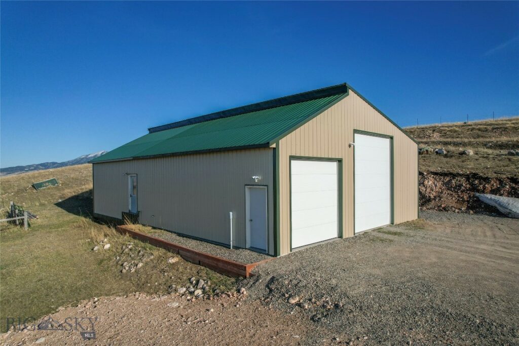 57 Outlaw Hill, Livingston MT 59047