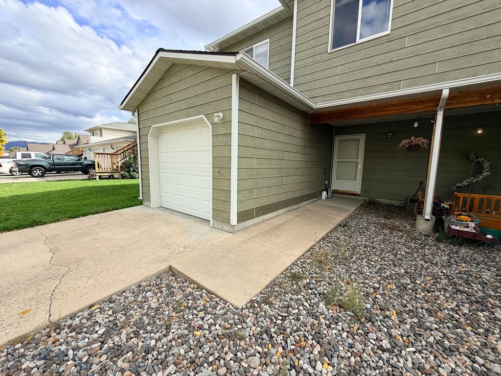 573 W Shore Drive, Belgrade MT 59714